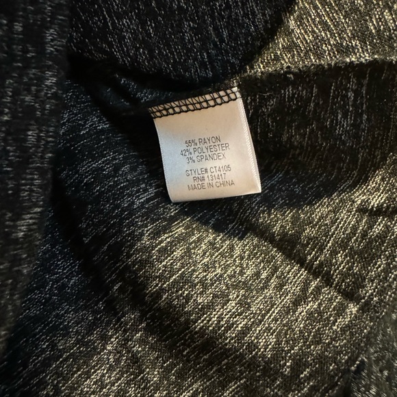 Bell-sleeved sweater - Picture 3 of 5